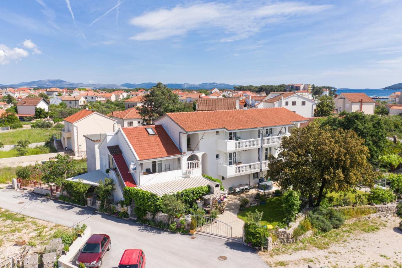 Apartments With A Parking Space Zablace, Sibenik - 4219 Exterior foto