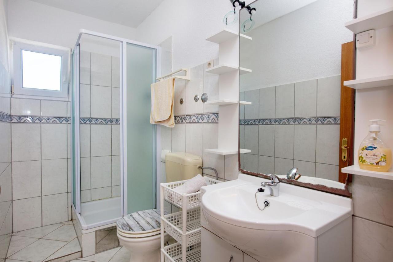 Apartments With A Parking Space Zablace, Sibenik - 4219 Exterior foto