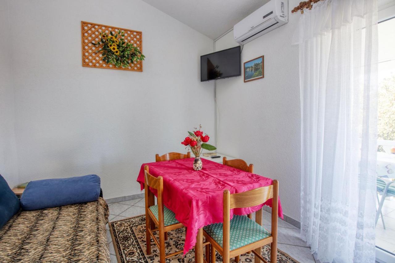 Apartments With A Parking Space Zablace, Sibenik - 4219 Exterior foto